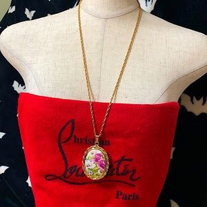 🖤NEW💕Vintage flower pendant necklace